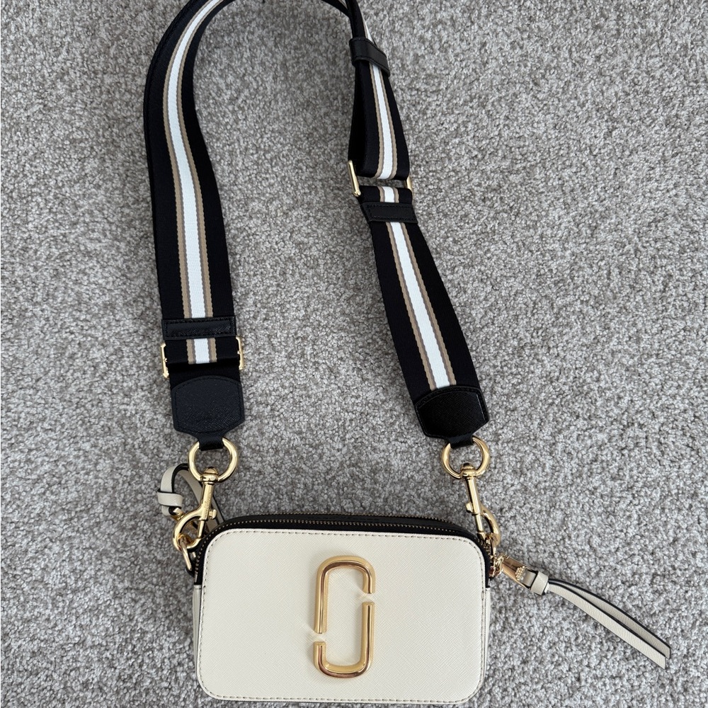 Marc Jacobs Snapshot Crossbody Bag